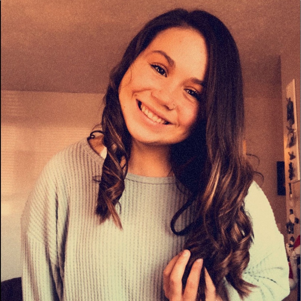 Meet your Posher, Isabel